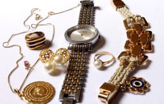 Boxing Day Jewelry Sales & Deals